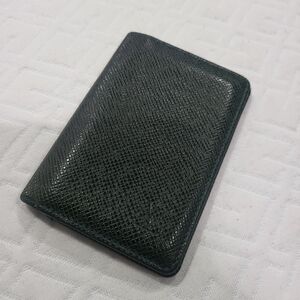 Louis Vuitton MI0050 Taiga Organizer de PocheCard Case Holder